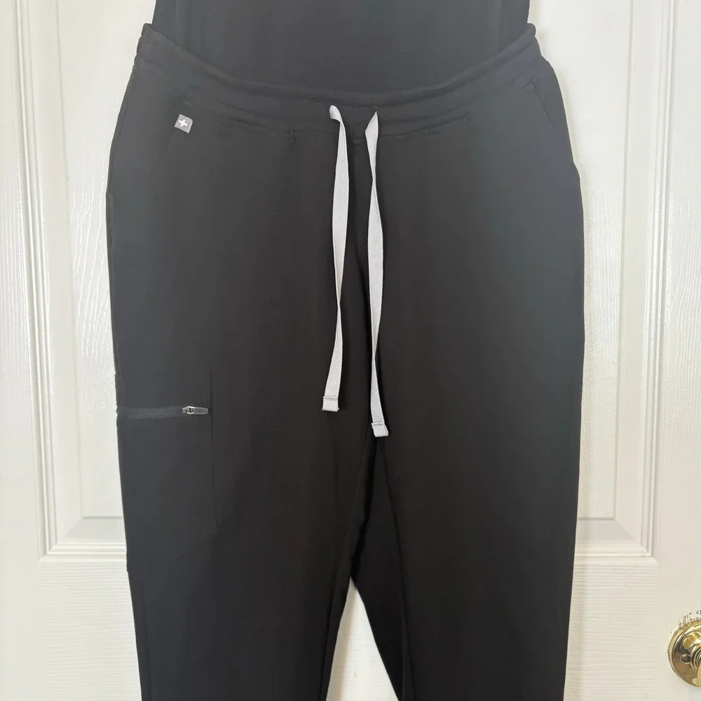 FIGS Women's Black Zamora Maternity Jogger Scrub Pants Small/Tall Full Panel - Picture 7 of 10